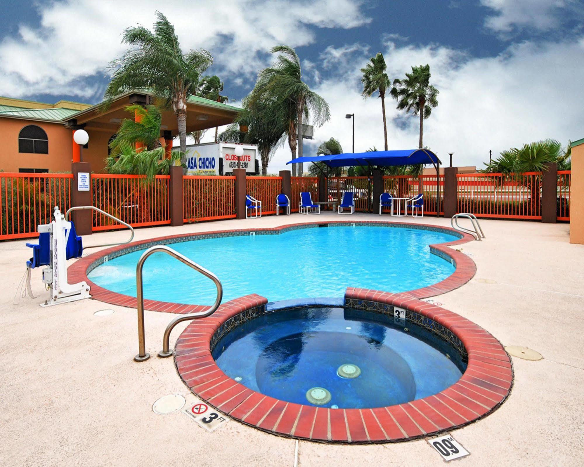 Texas Inn Harlingen Exterior foto